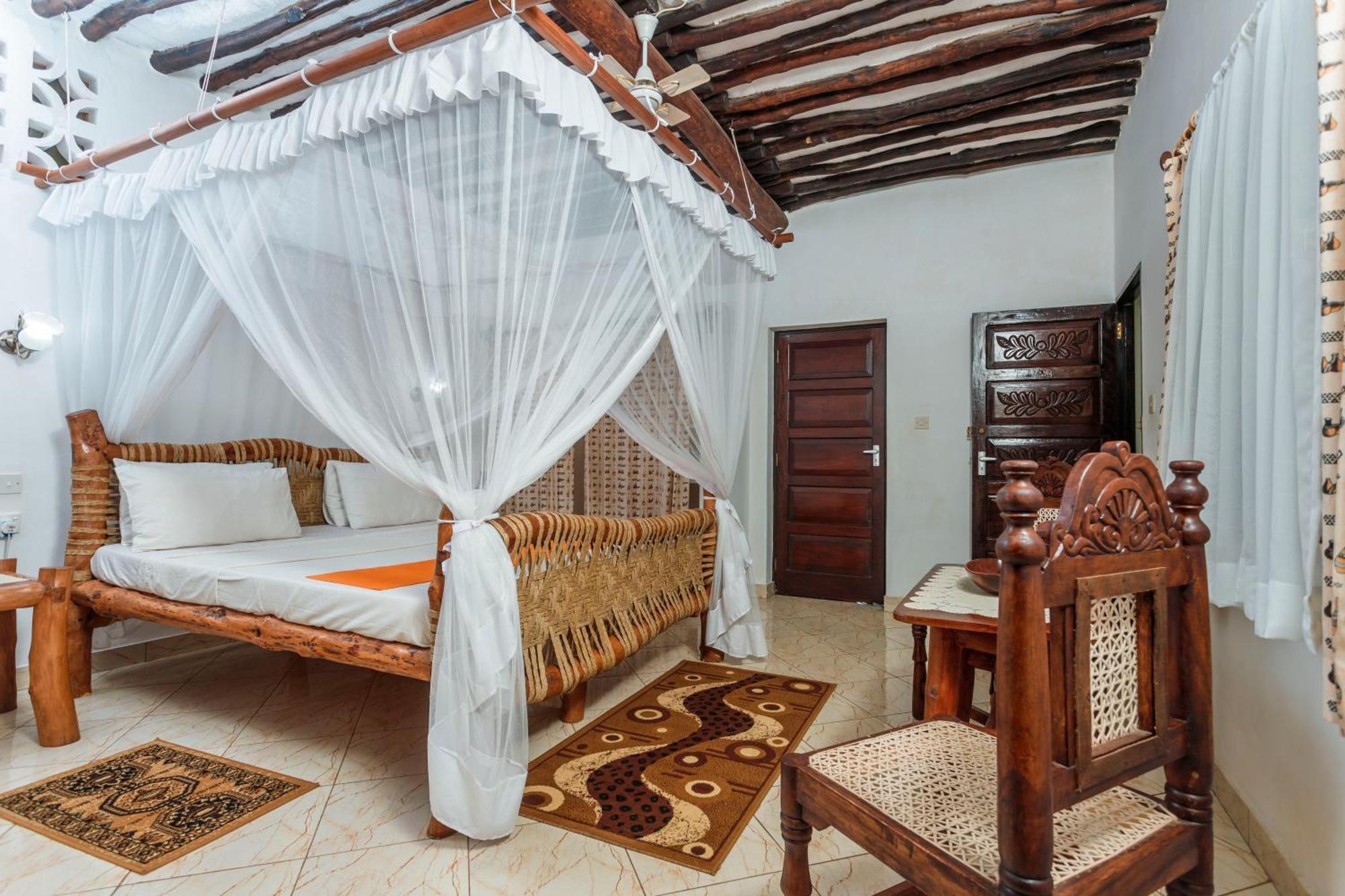 Diani Beach-Villa Kirsch Galu Eksteriør bilde